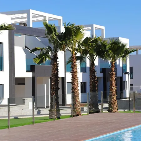 Dream Paradise Punta Prima Oasis טורבייחה