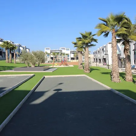 Апартаменти Dream Paradise Punta Prima Oasis