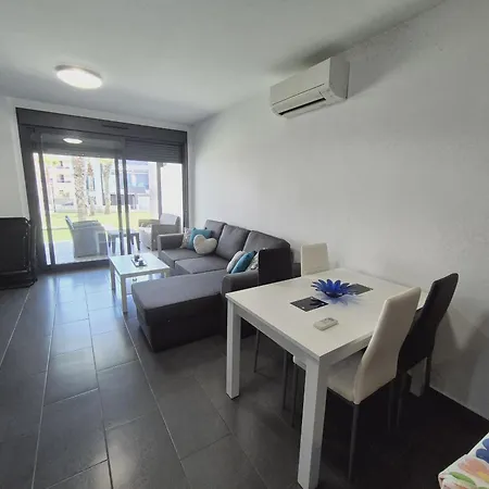 Dream Paradise Punta Prima Oasis טורבייחה