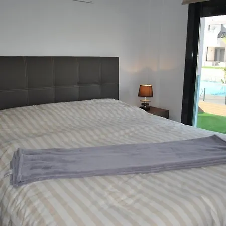 Апартаменты Dream Paradise Punta Prima Oasis Торевьиа